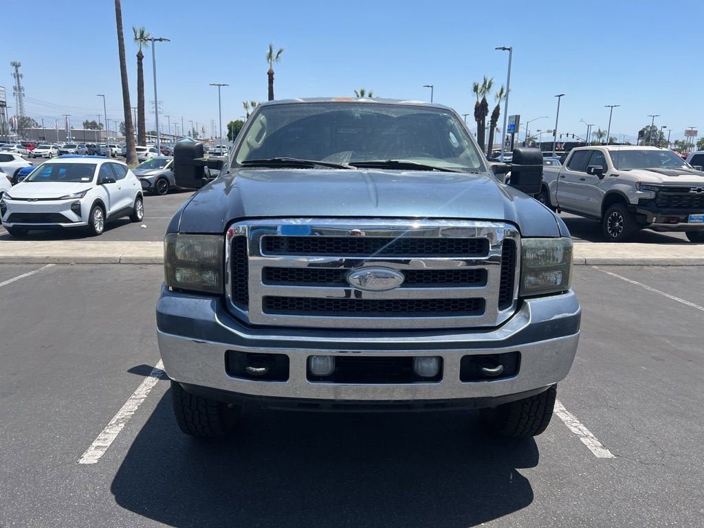 2005 Ford F-250 Lariat 4x4 Crew Cab LWB's photo