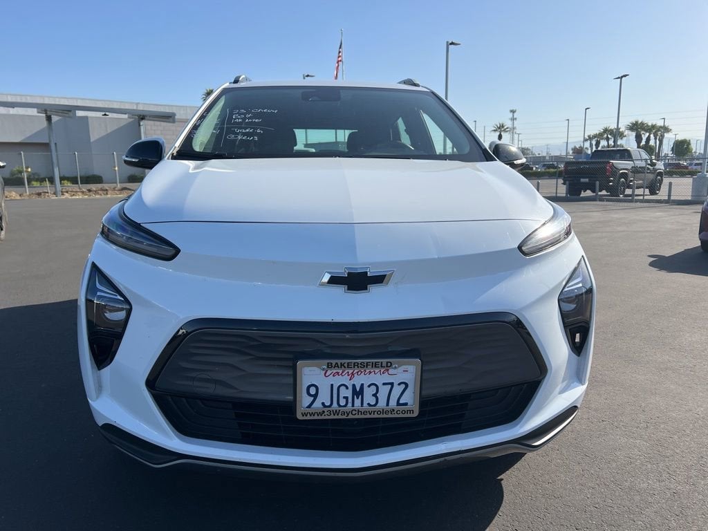 Used 2023 Chevrolet Bolt EUV LT with VIN 1G1FY6S0XP4181557 for sale in Bakersfield, CA