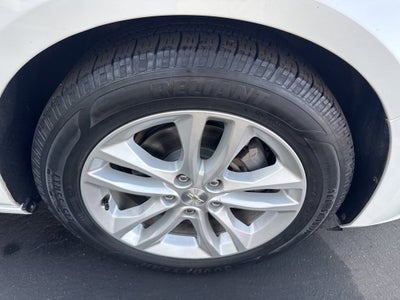 2017 Chevrolet Malibu LT