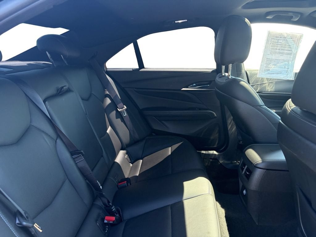 2023 Cadillac CT4 Premium Luxury