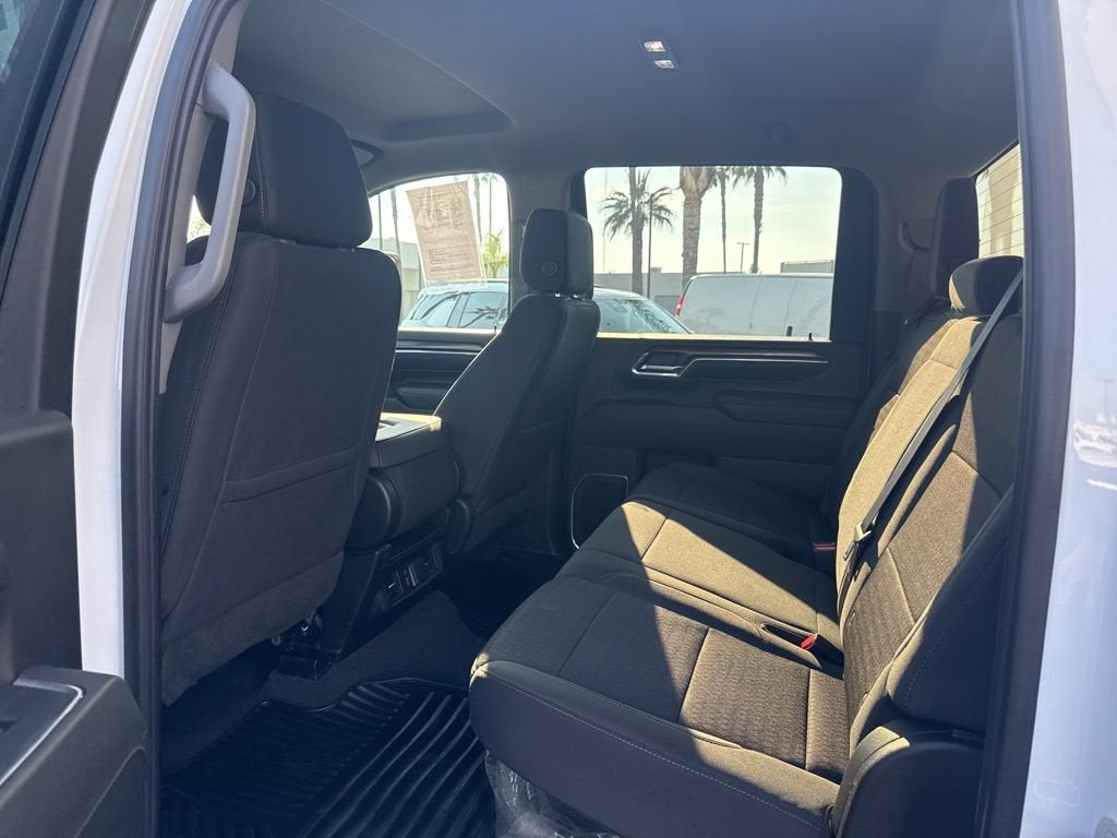 2024 Chevrolet Silverado 3500 HD Chassis Cab LT