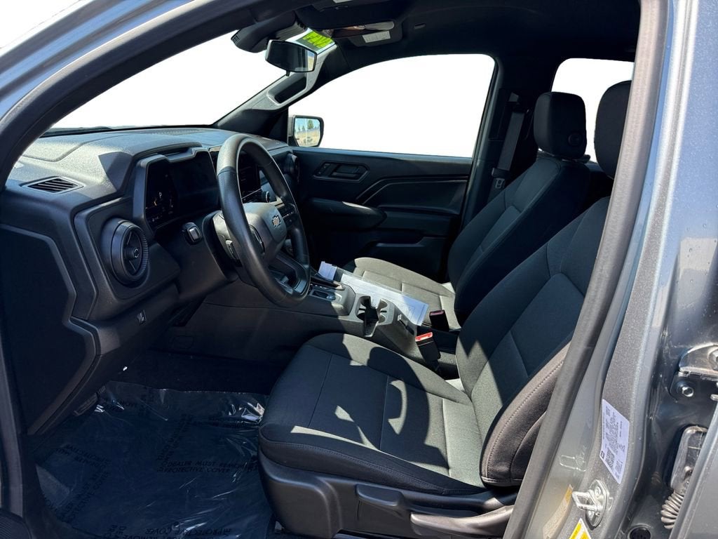 2024 Chevrolet Colorado WT