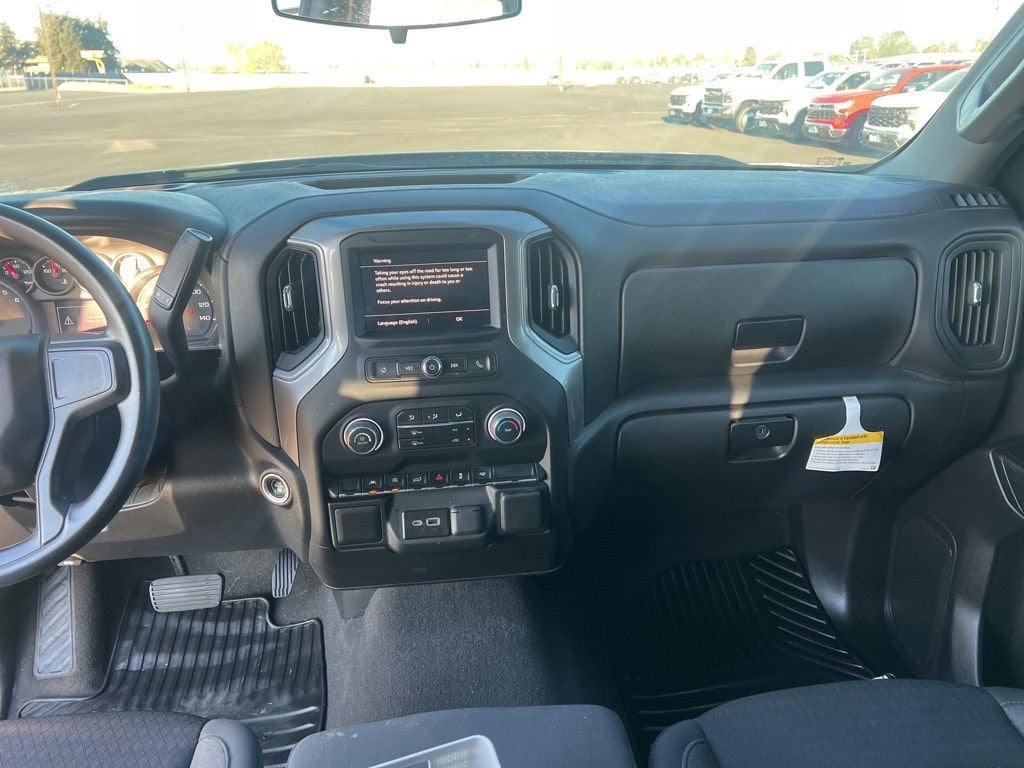 2024 Chevrolet Silverado 1500 Custom