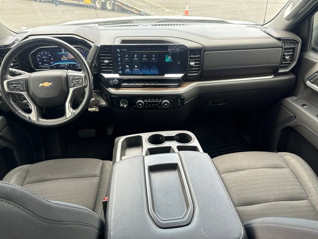 2022 Chevrolet Silverado 1500 LT (2FL)