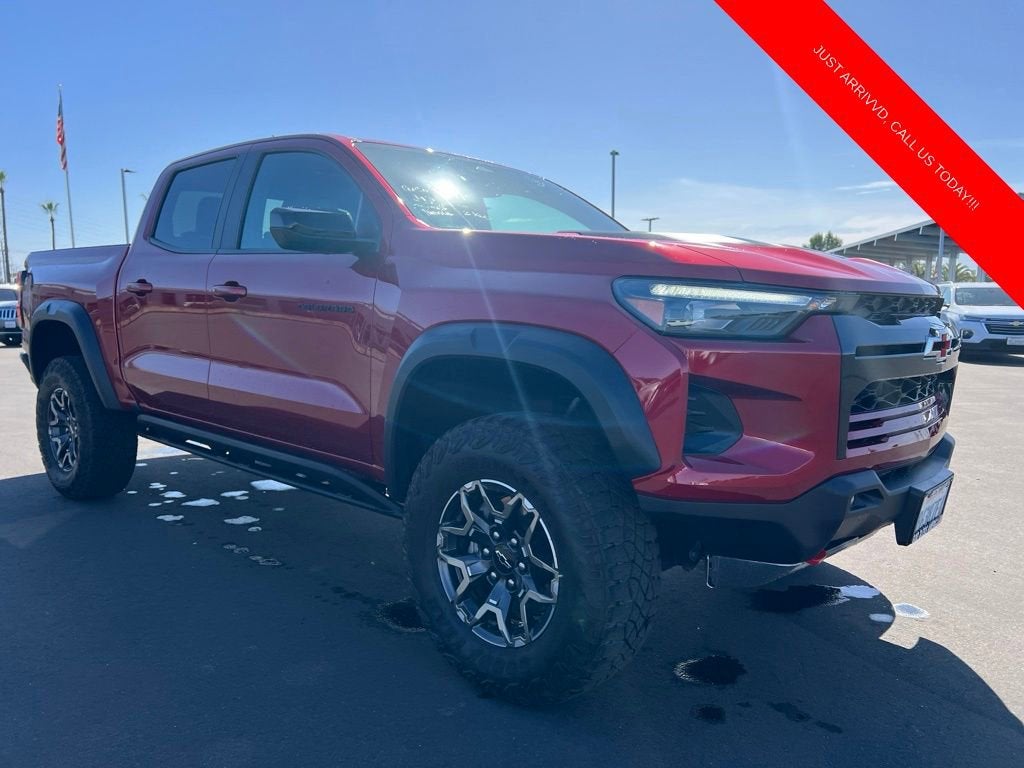 2025 Chevrolet Colorado 4WD ZR2 Crew Cab Short Box's photo
