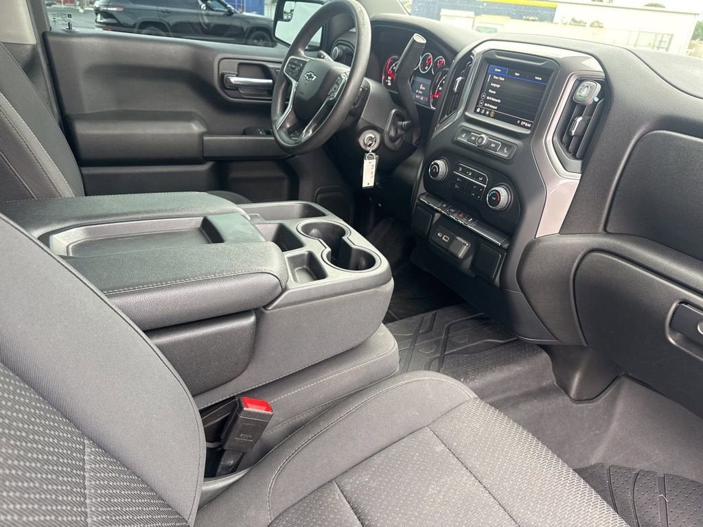 2022 Chevrolet Silverado 1500 LTD Custom