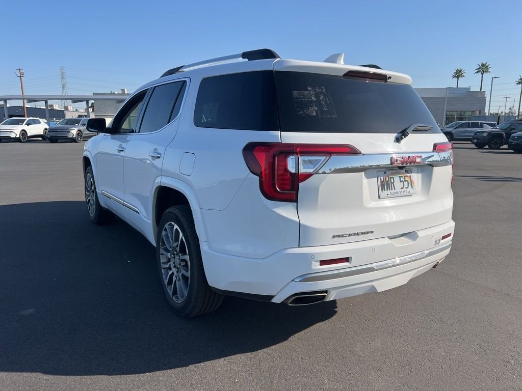 2023 GMC Acadia Denali