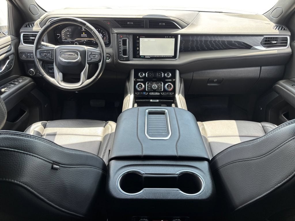 2023 GMC Yukon Denali - Photo 12