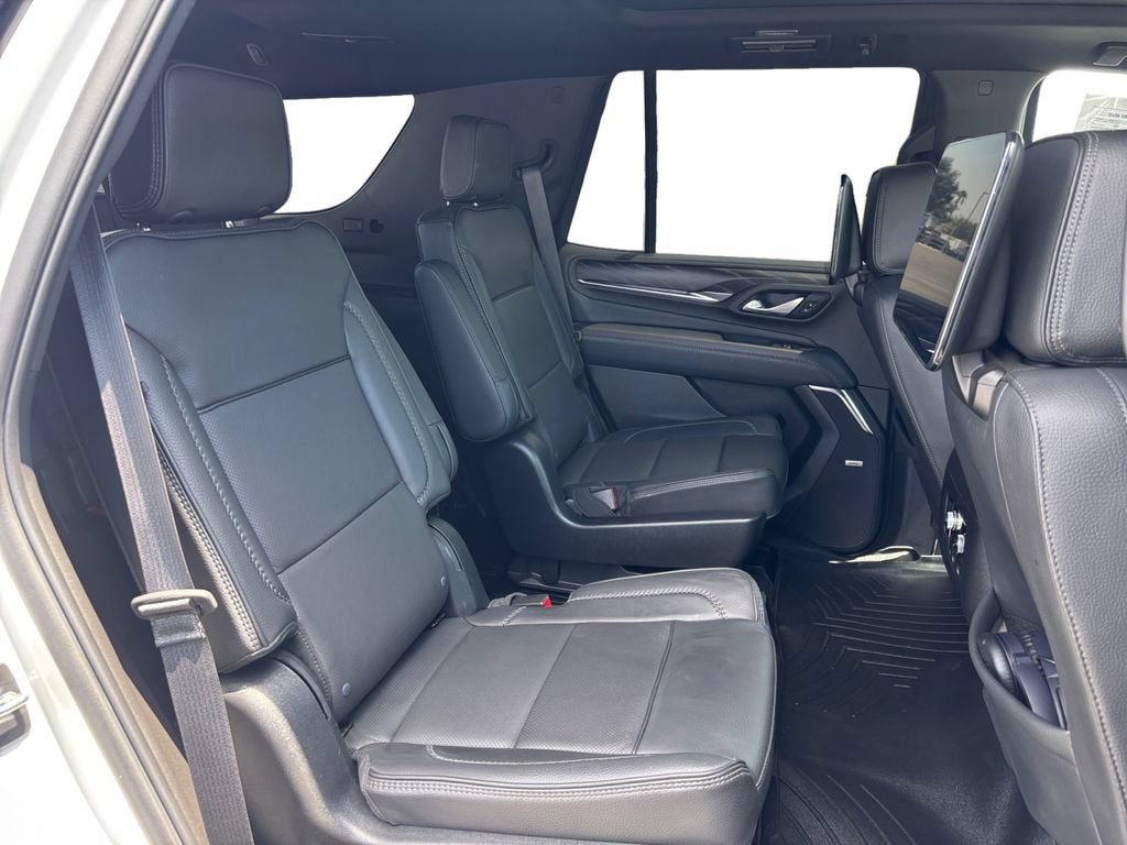 2023 GMC Yukon Denali - Photo 18