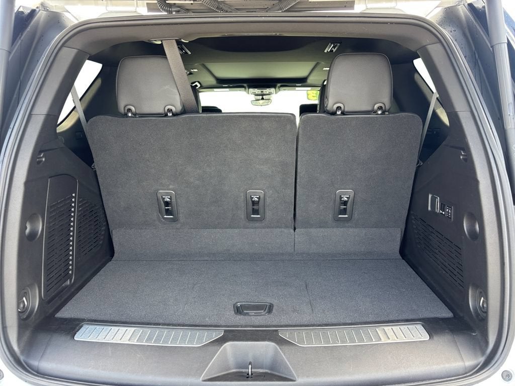 2023 GMC Yukon Denali - Photo 19