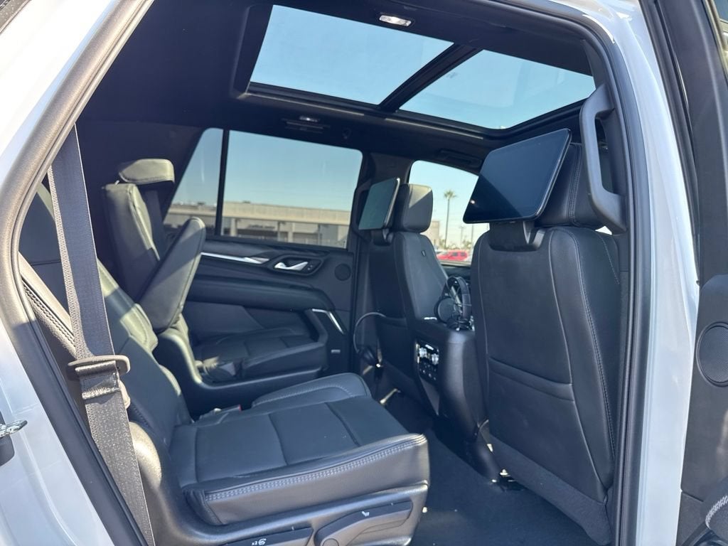 2023 GMC Yukon Denali - Photo 45