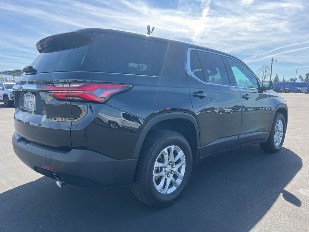 2023 Chevrolet Traverse LS