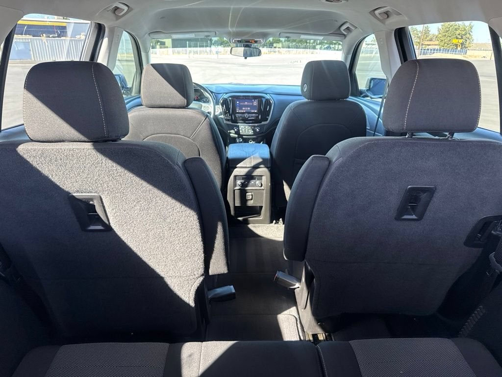 2020 Chevrolet Traverse LT Cloth