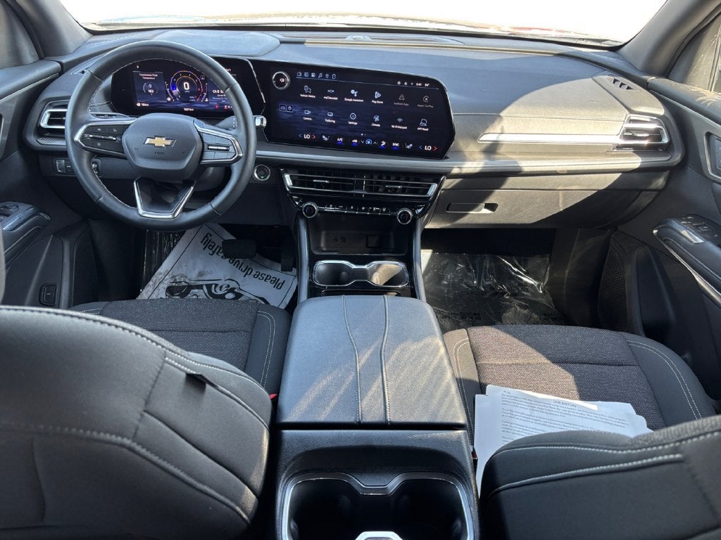 2025 Chevrolet Traverse LT - Photo 12