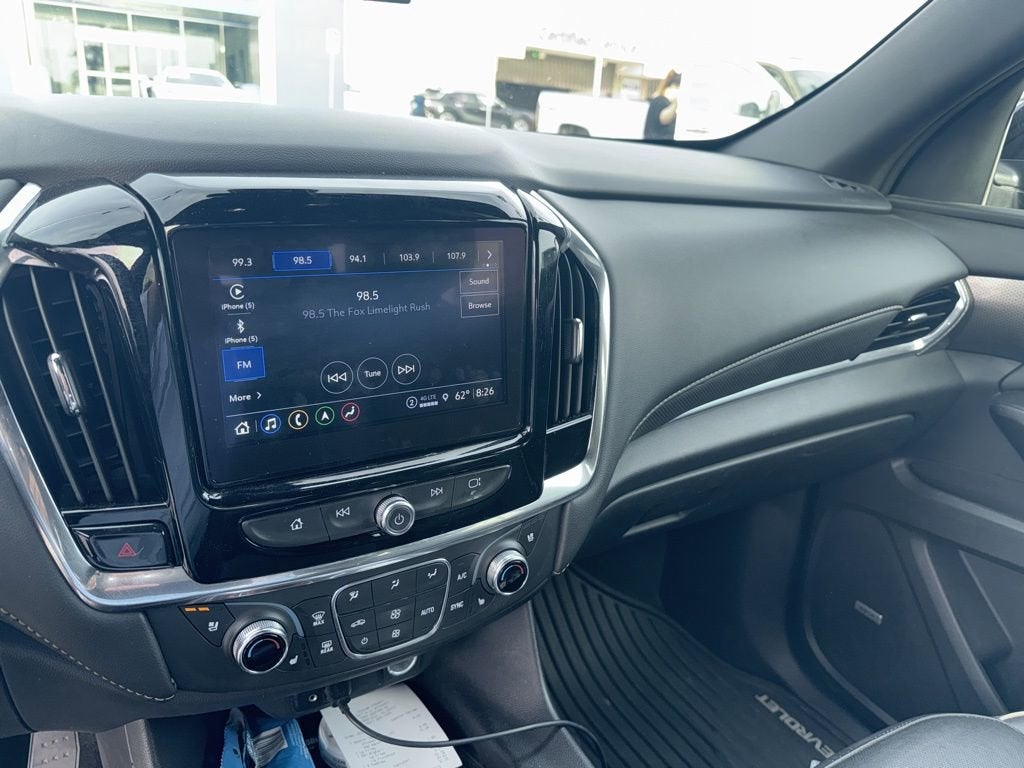 2023 Chevrolet Traverse Premier