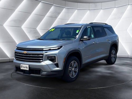 2024 Chevrolet Traverse LT