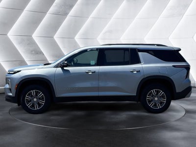 2024 Chevrolet Traverse LT