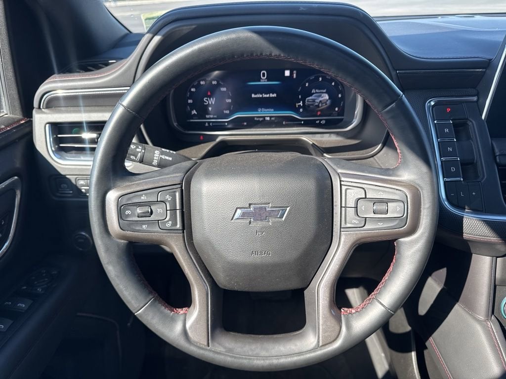 2023 Chevrolet Suburban RST