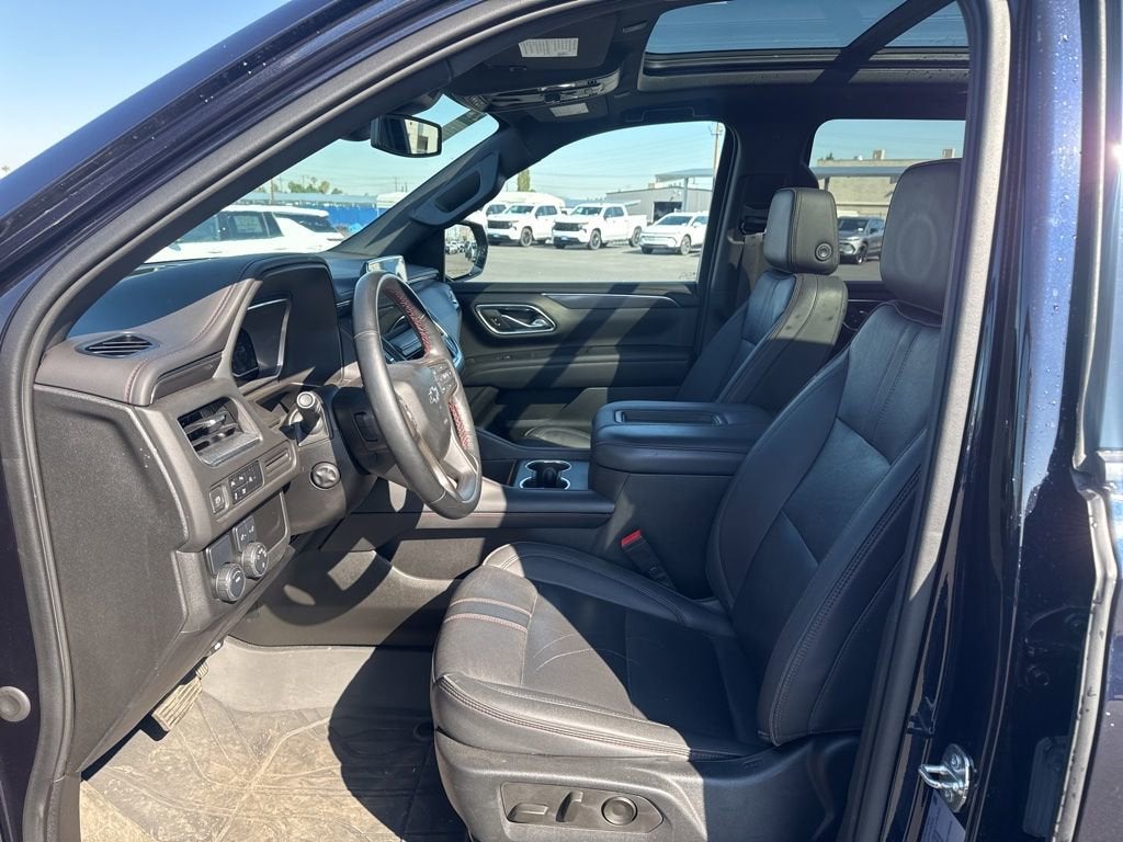 2023 Chevrolet Suburban RST