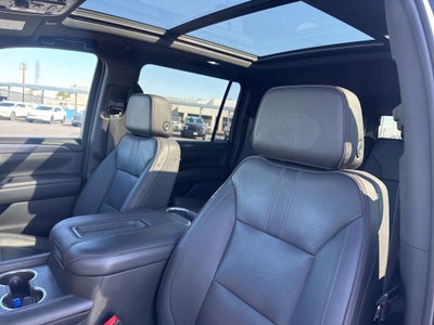 2023 Chevrolet Suburban RST