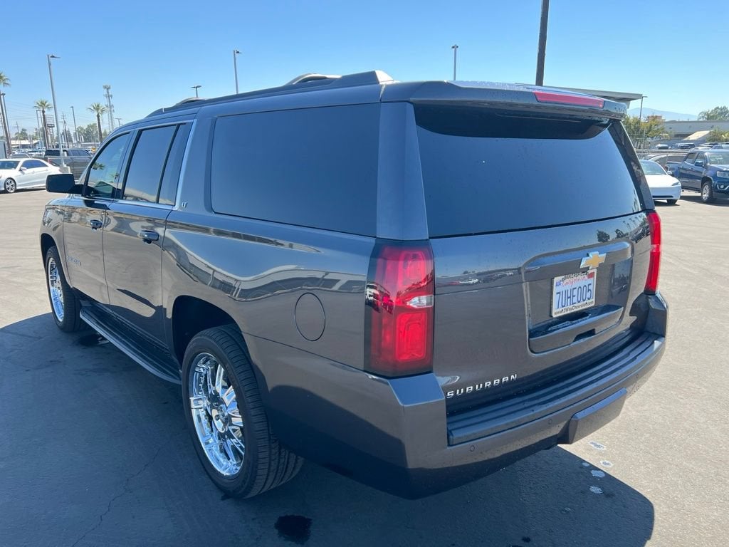 2016 Chevrolet Suburban LT