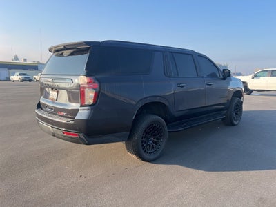 2023 Chevrolet Suburban RST