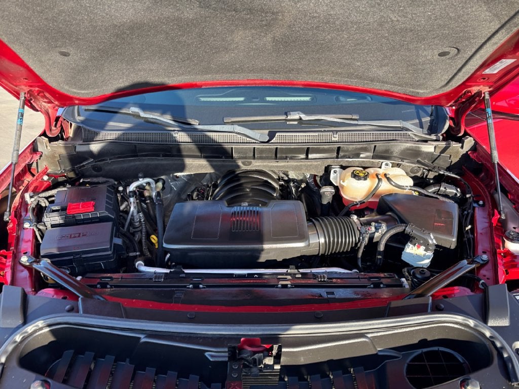2023 Chevrolet Suburban RST - Photo 20