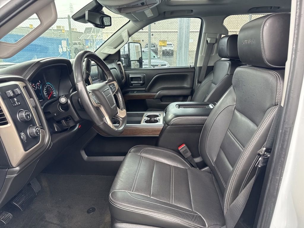 2017 GMC Sierra 2500 HD Denali