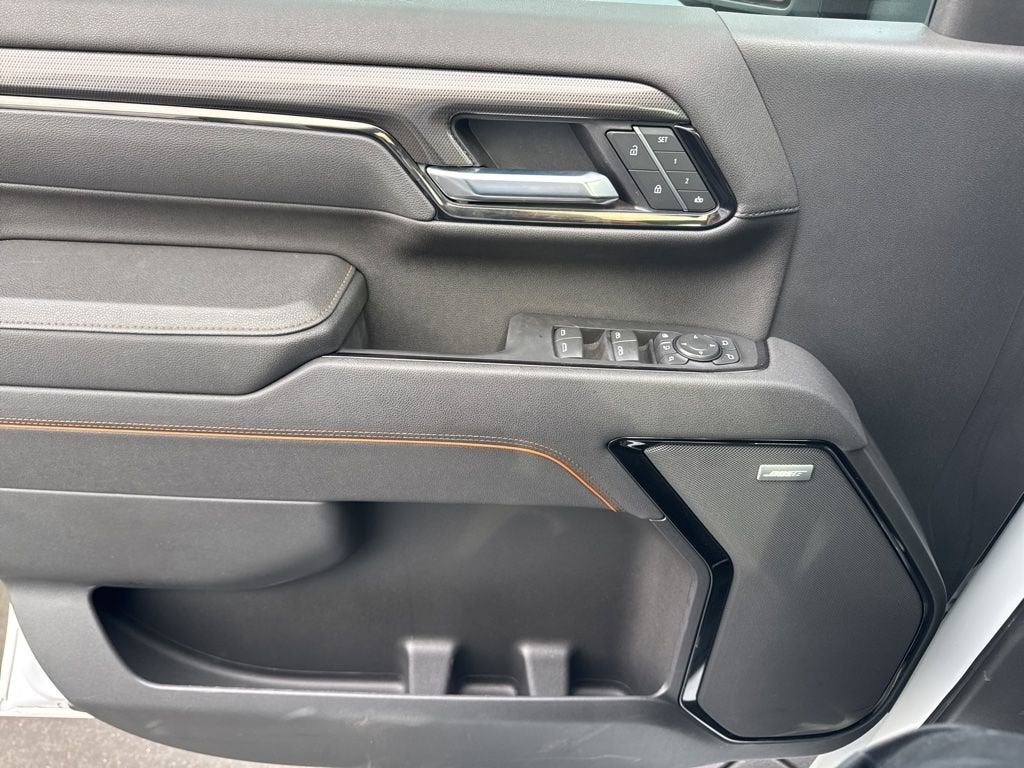 2025 GMC Sierra 2500 HD AT4