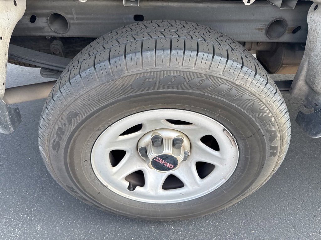 2014 GMC Sierra 1500 2WD Reg Cab 133.0"