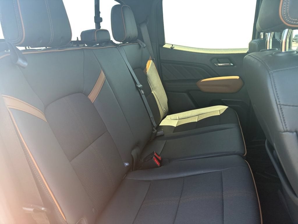 2023 GMC Canyon AT4