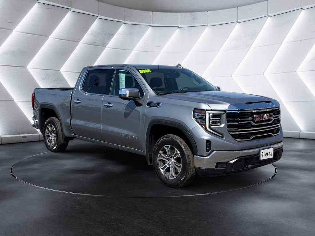 2025 GMC Sierra 1500 SLT