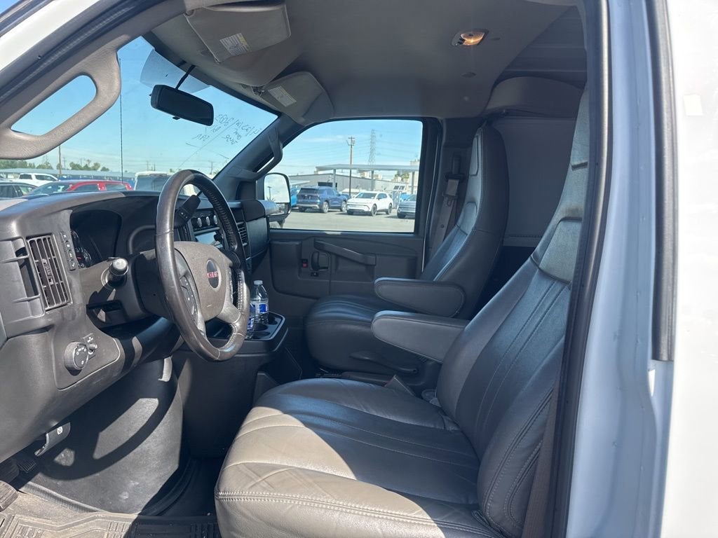 2023 GMC Savana Cargo 2500 Work Van