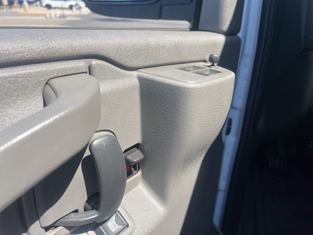 2023 GMC Savana Cargo 2500 Work Van