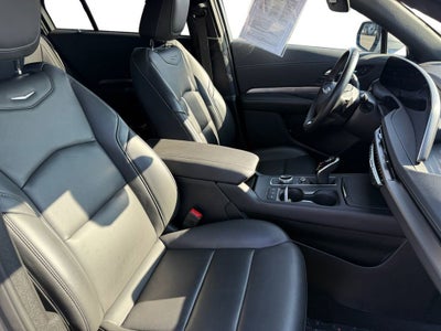 2025 Cadillac XT4 Premium Luxury