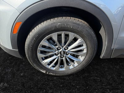 2025 Cadillac XT4 Premium Luxury