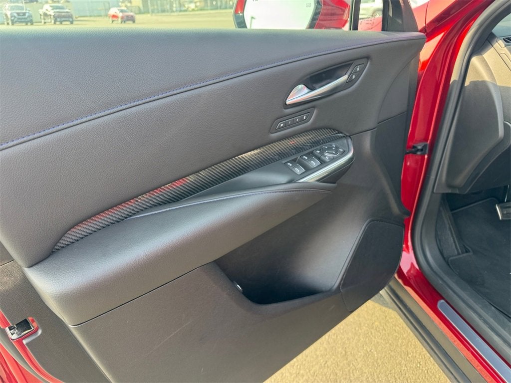 2024 Cadillac XT4 Sport