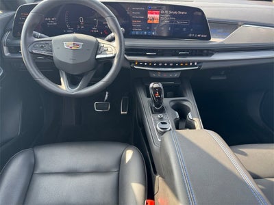 2024 Cadillac XT4 Sport