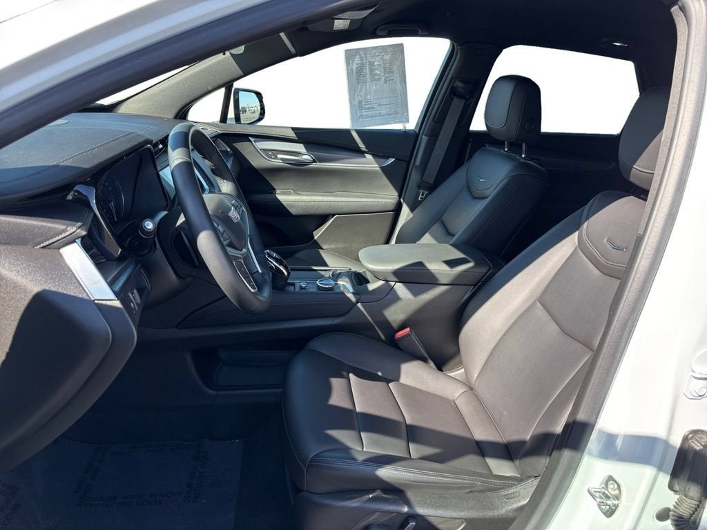 2024 Cadillac XT5 Luxury