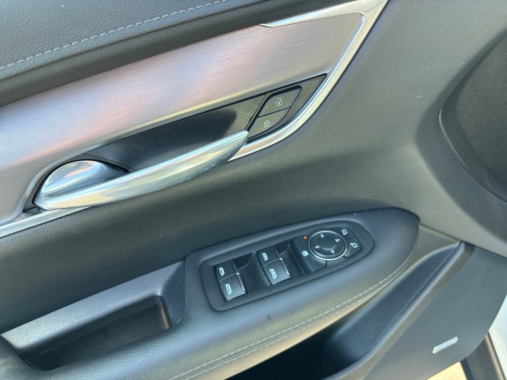 2024 Cadillac XT5 Luxury