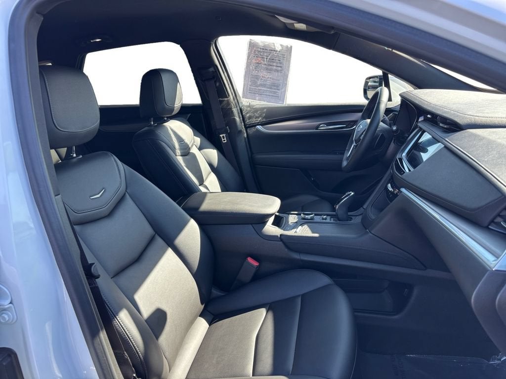 2024 Cadillac XT5 Luxury