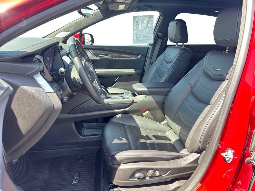 2023 Cadillac XT5 AWD Premium Luxury
