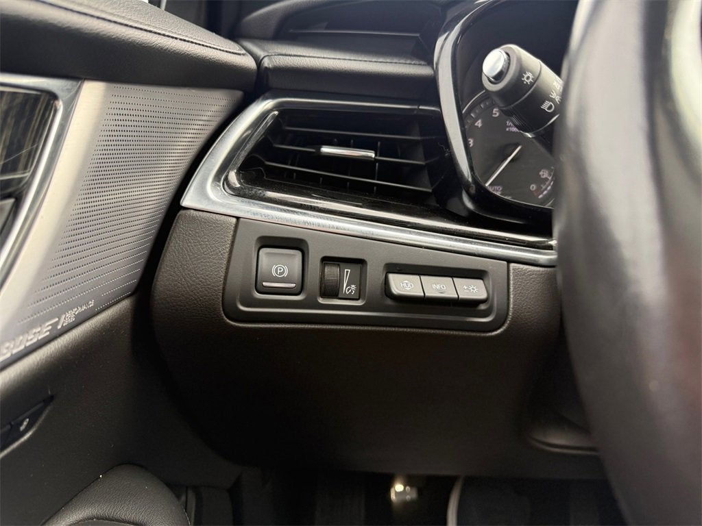 2022 Cadillac XT6 Premium Luxury