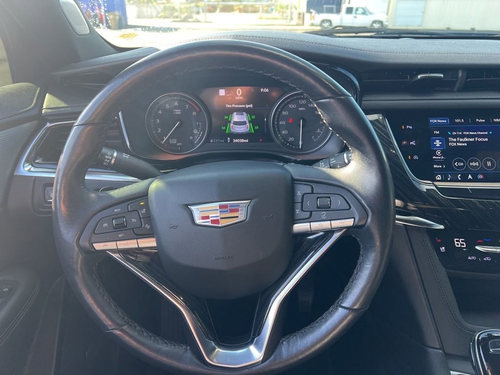 2022 Cadillac XT6 Premium Luxury