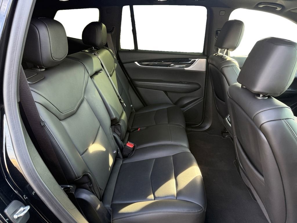 2022 Cadillac XT6 Premium Luxury