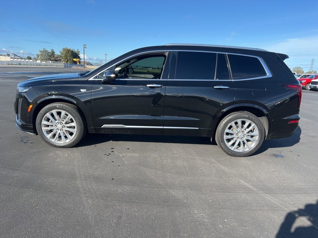 2022 Cadillac XT6 Premium Luxury