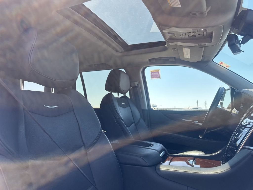 2020 Cadillac Escalade Luxury