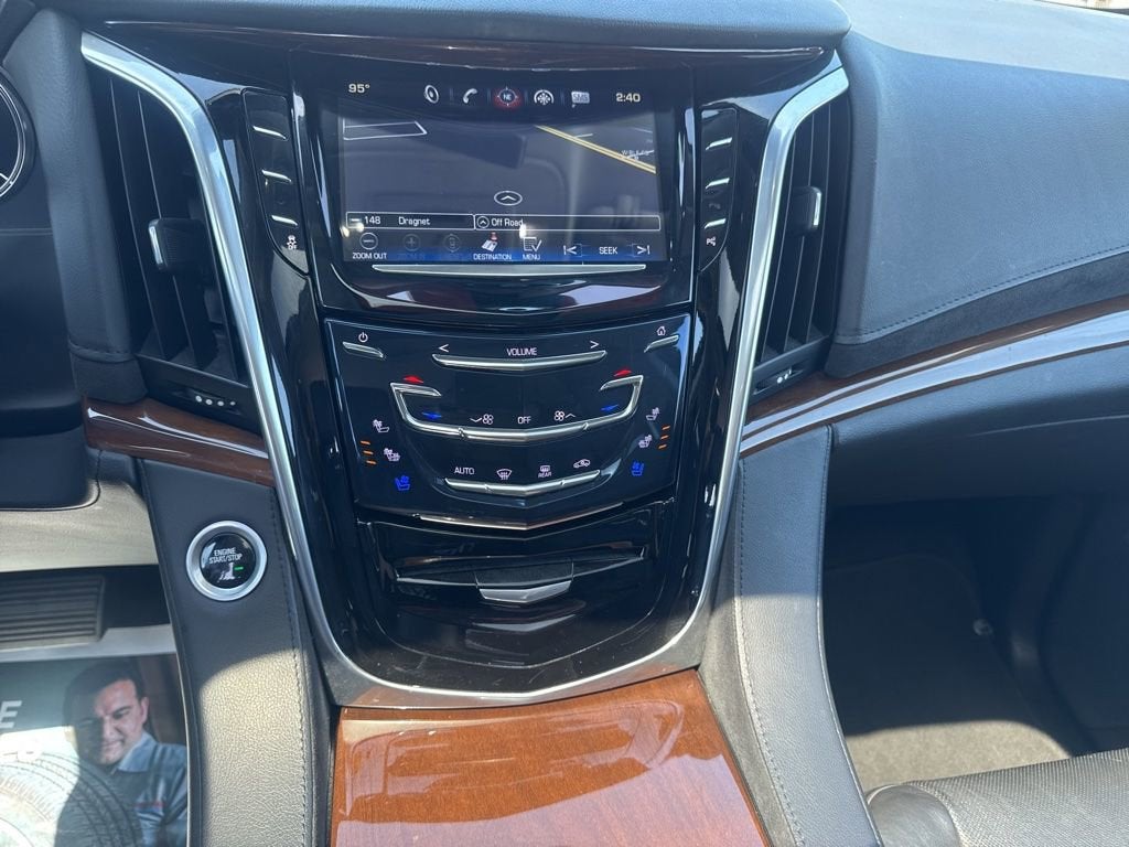 2020 Cadillac Escalade Luxury