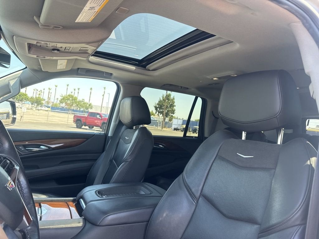 2020 Cadillac Escalade Luxury