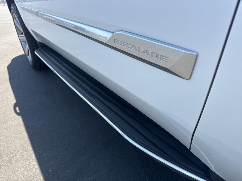 2020 Cadillac Escalade Luxury